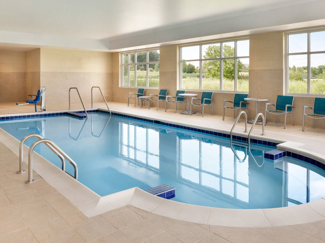 Towneplace Suites by Marriott Milwaukee Grafton主图