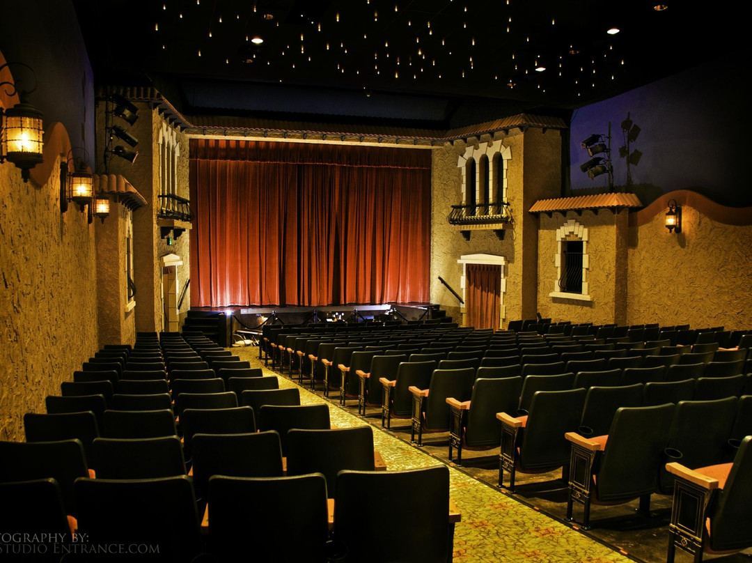 Winter Garden旅游景点-Garden Theatre