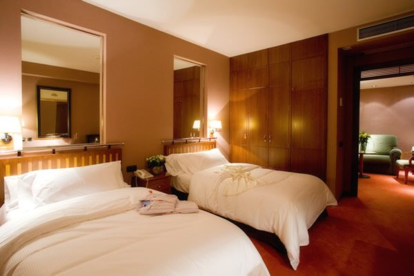 帕拉福克斯酒店主图