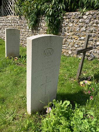Commonwealth War Graves, East Dean景点图片