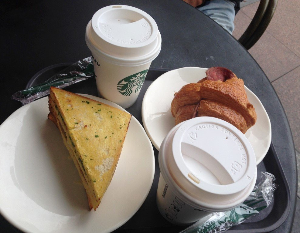 Starbucks Zhengda Damuzhi Square