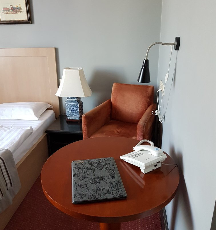 Hotel Plaza主图