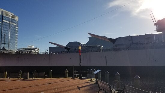Lone Sailor Statue-诺福克必去景点