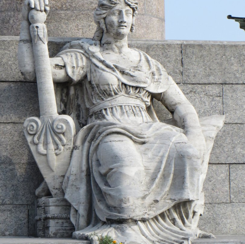 Rostral Columns-圣彼得堡必去景点