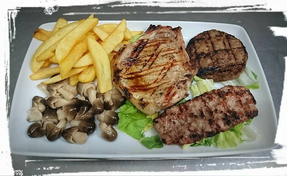 Rocchetta Sant'Antonio餐馆和美食-Ugo Pub