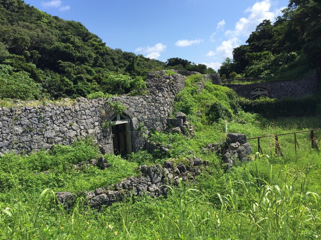 Chinen Castle Ruins景点图片