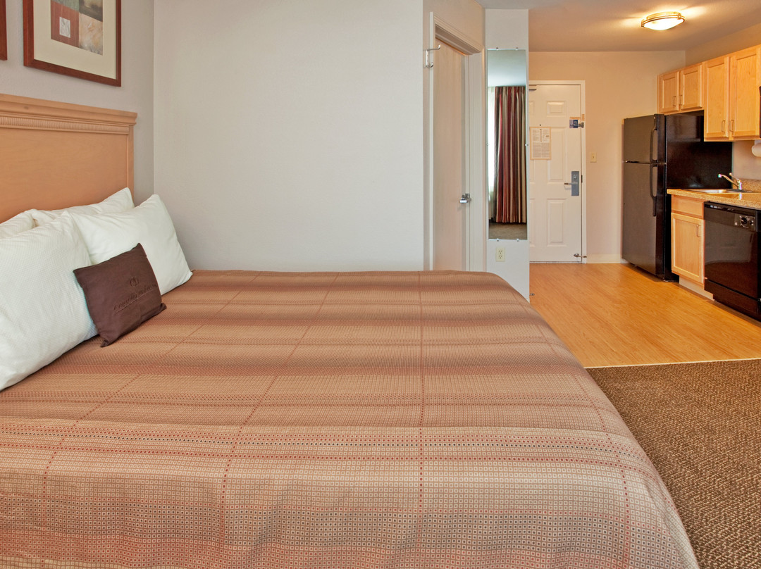 Candlewood Suites Junction City/Ft. Riley, an IHG hotel主图