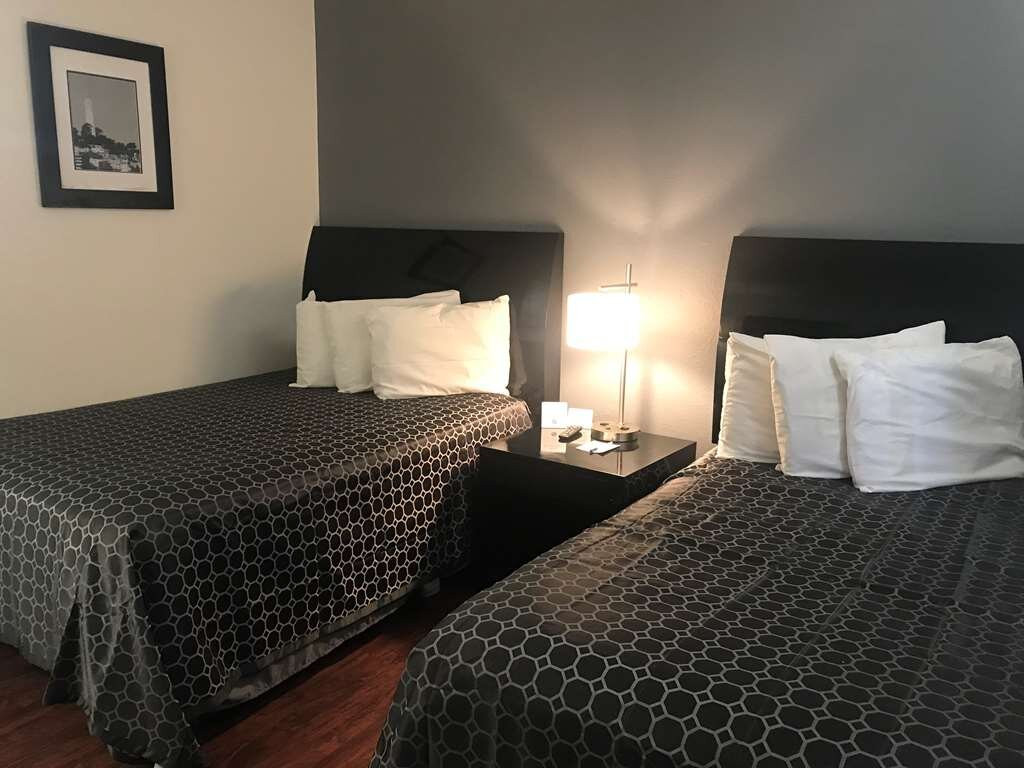 Buttonwillow Hotel主图