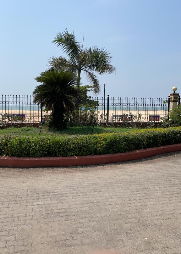 Paradise Isle Beach Resort主图