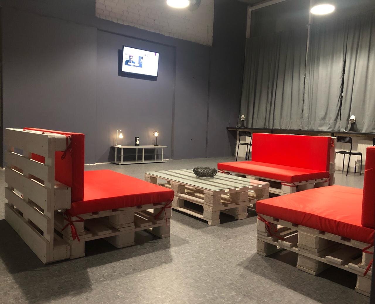 Capsule Hostel Reshka-官方
