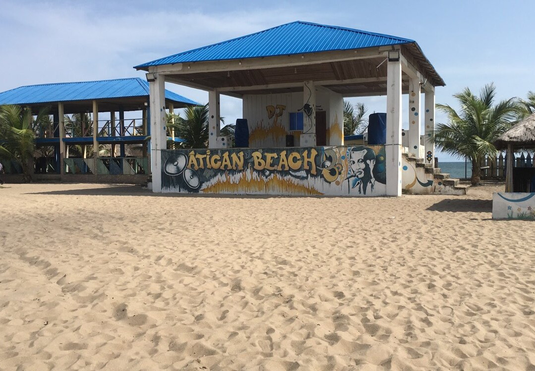 Atican Beach景点图片