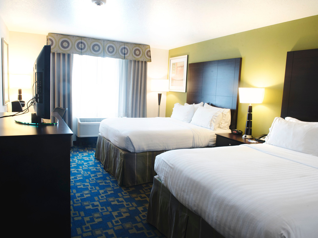 Holiday Inn Express & Suites Urbandale Des Moines By IHG主图