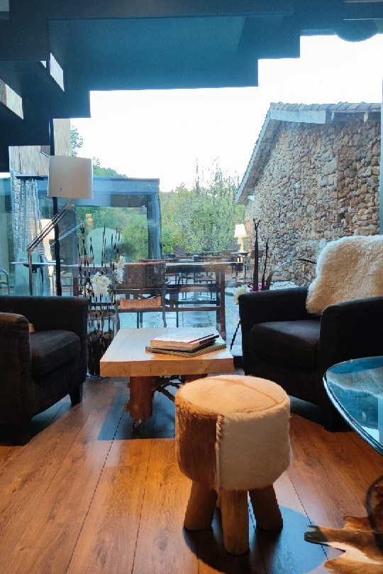 Bonansa Country Hotel主图