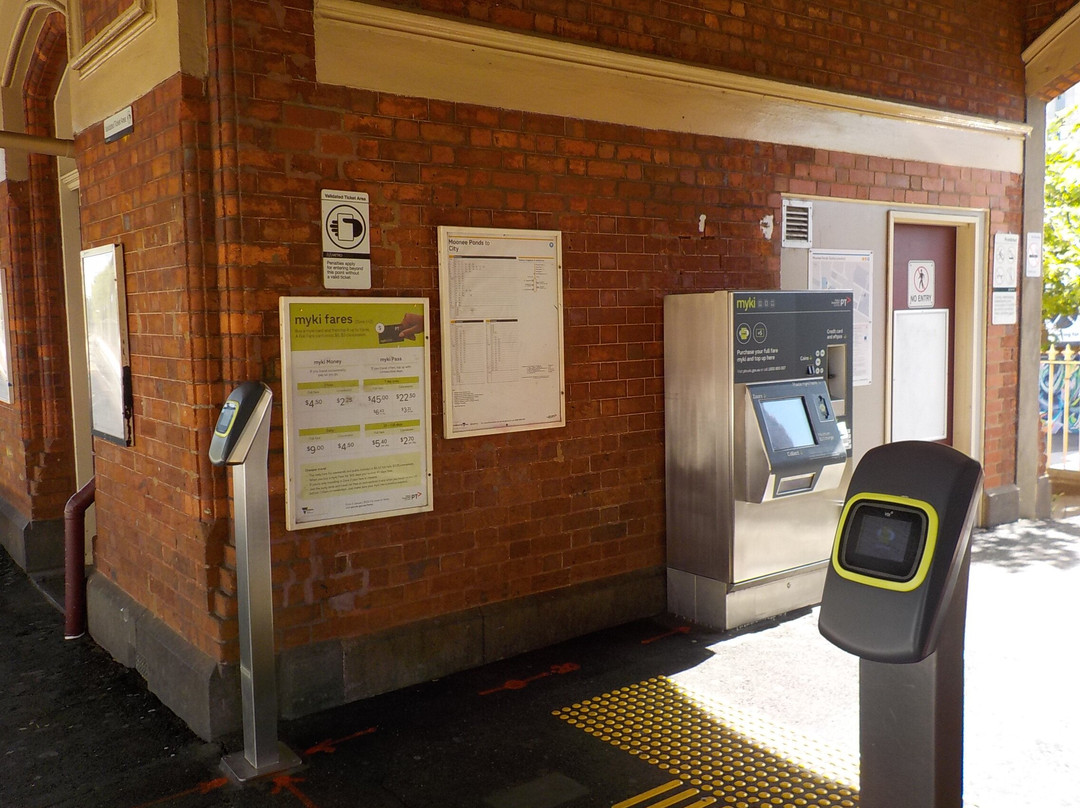 Moonee Ponds Station景点图片