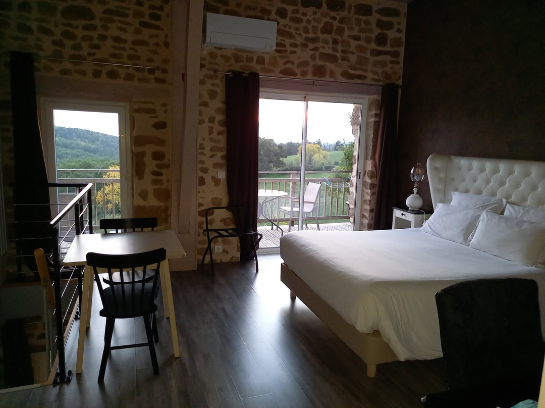 Les Instants Voles chambres jacuzzi privatif主图