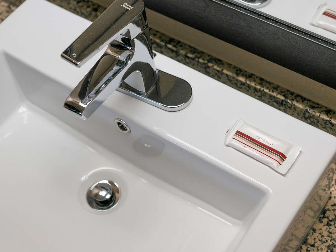 南迪尔菲尔德红顶客栈主图