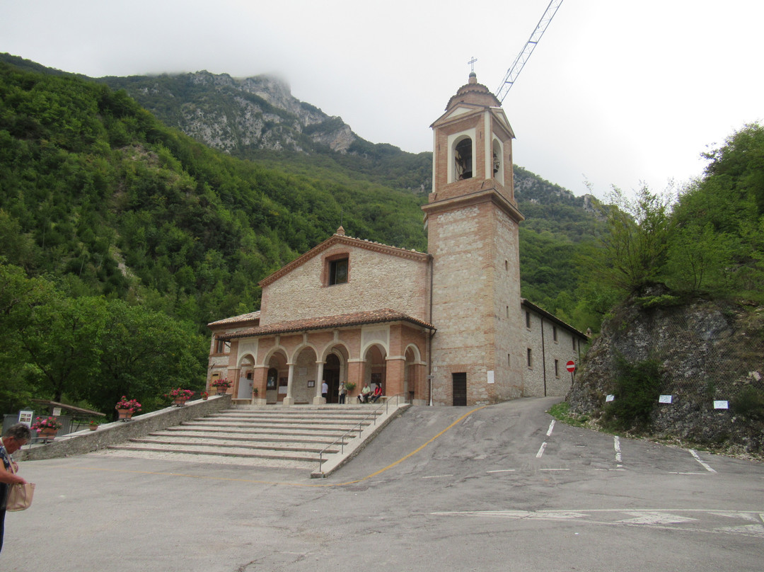 Santuario Madonna dell'Ambro景点图片