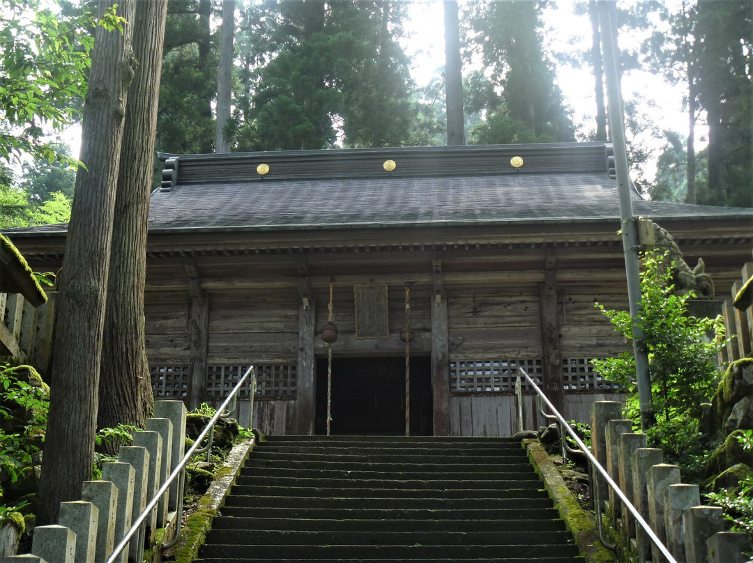Suba Amami Shrine Haiden景点图片