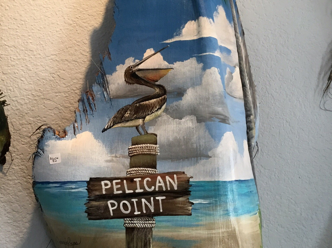 Coastal Art Gallery-克里斯特尔里弗必去景点