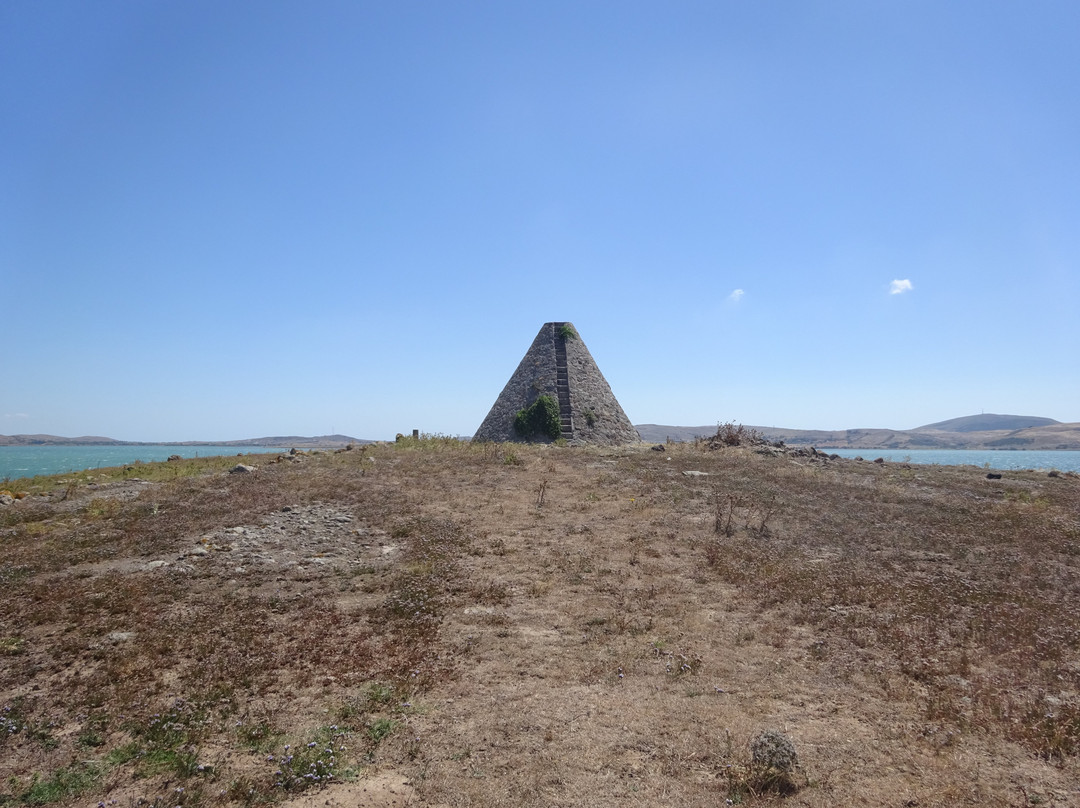 Pyramída (Kenotáfio)景点图片