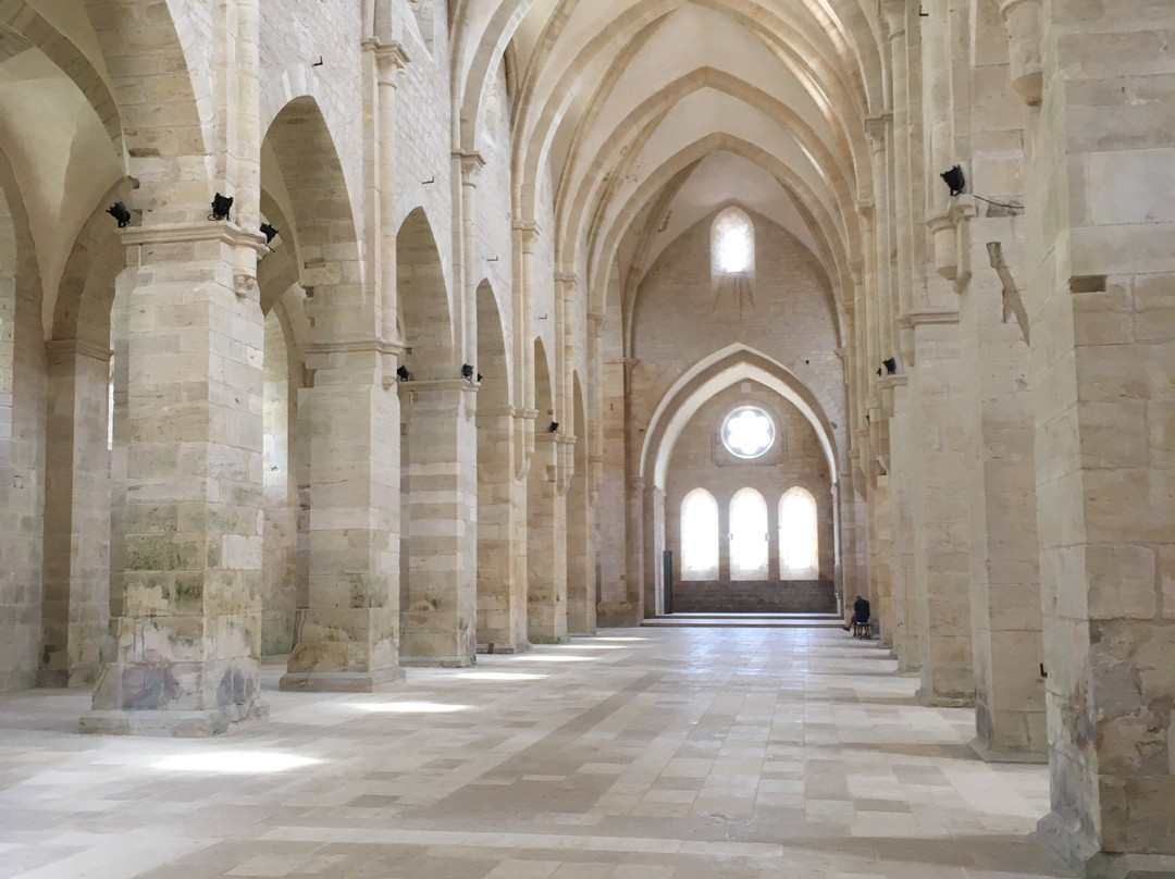 Abbaye de Noirlac-Bruere-Allichamps必去景点