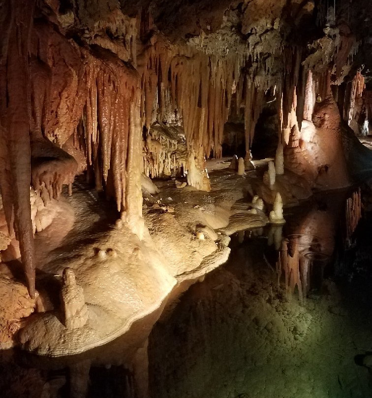 Grotte De Fontrabiouse-Fontrabiouse必去景点