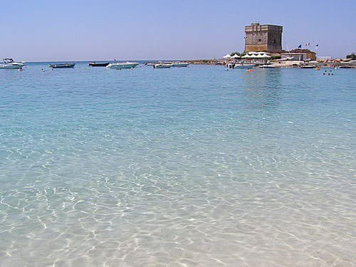 Spiaggia libera Scalo di Furno-切萨雷奥港必去景点