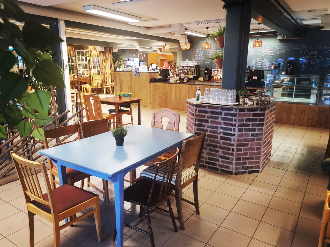 Al餐馆和美食-TID Kafe & Landhandel