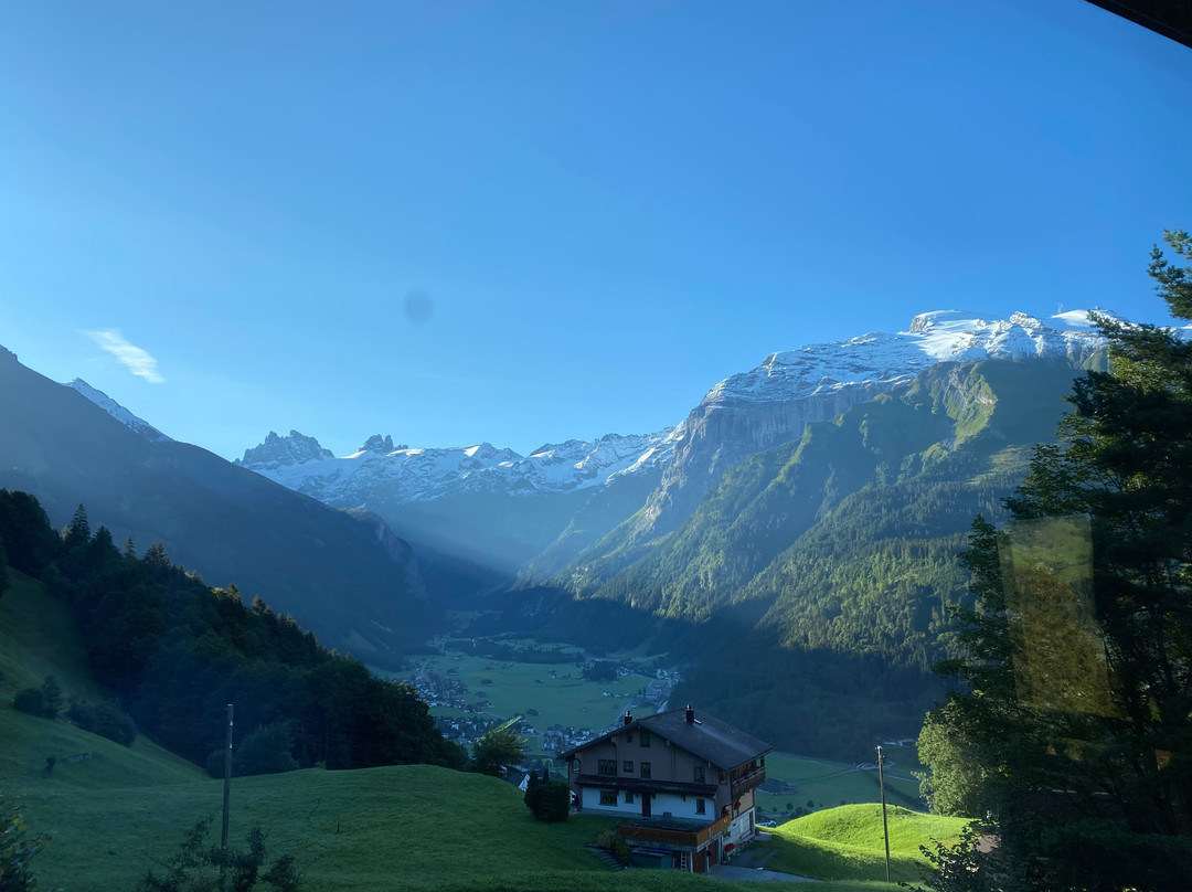 Villa Hundert Boutique Mountainscape主图