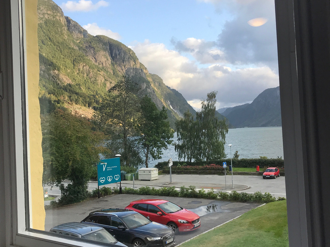 Trolltunga Hotel主图
