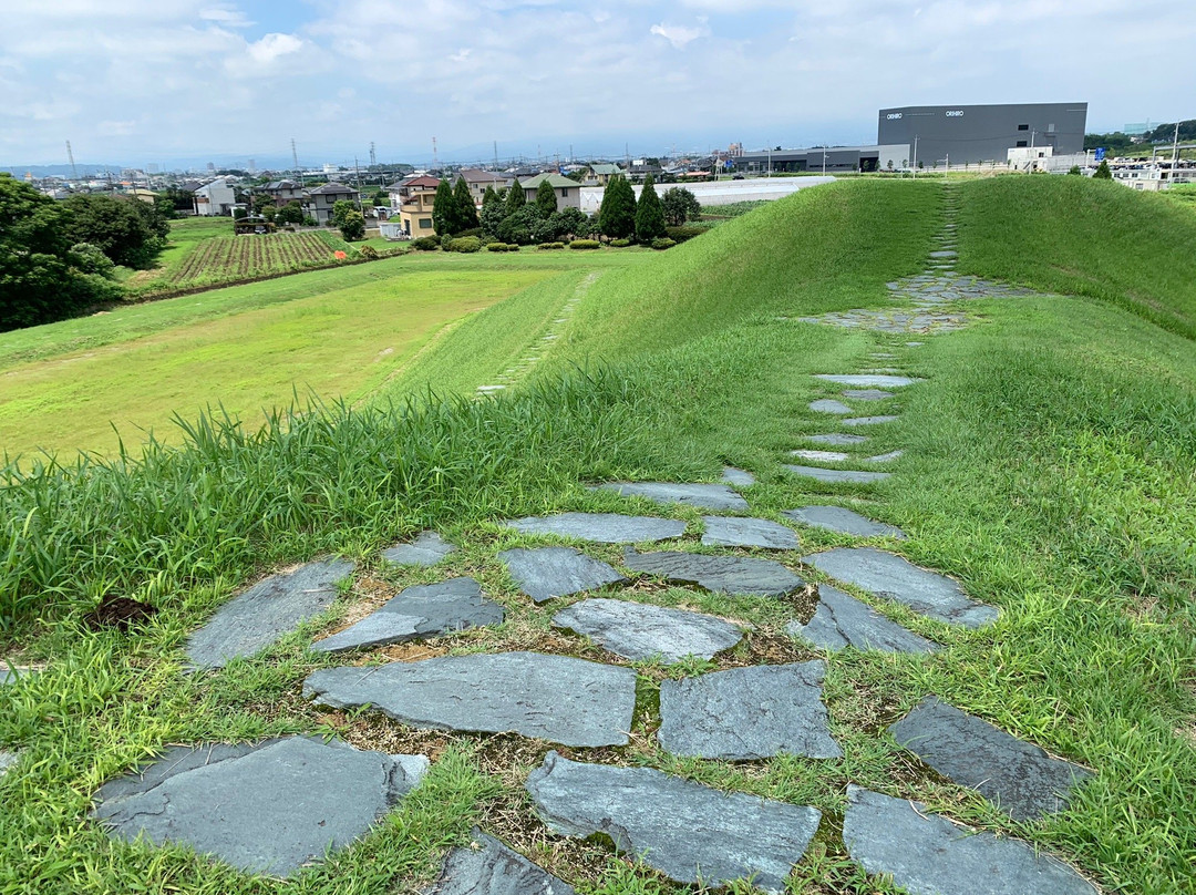 Kannonyama Ancient Tomb景点图片