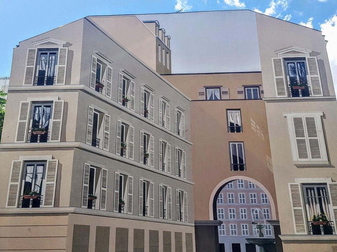 Fresque Cafe des Acteurs-勒瓦卢瓦-佩雷必去景点