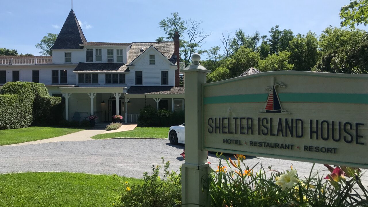 Shelter Island House-浴室