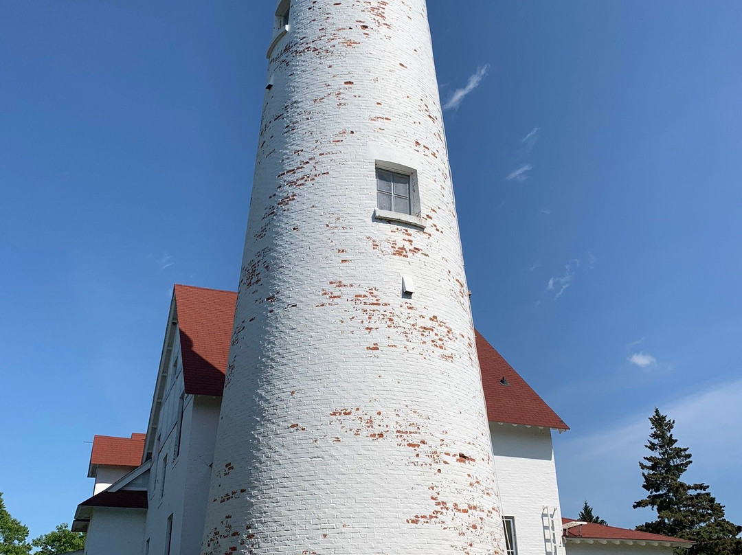Point Iroquois Light Station景点图片