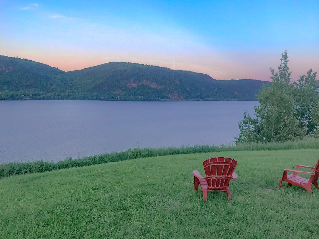 Aux Berges du St-Maurice主图