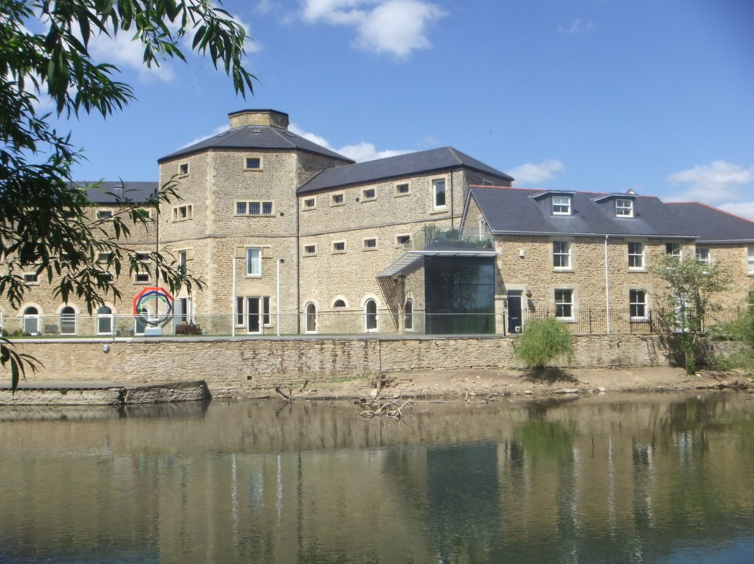 Abingdon Bridge Marine景点图片