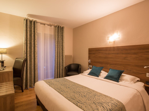 小卡瑟特之家酒店主图