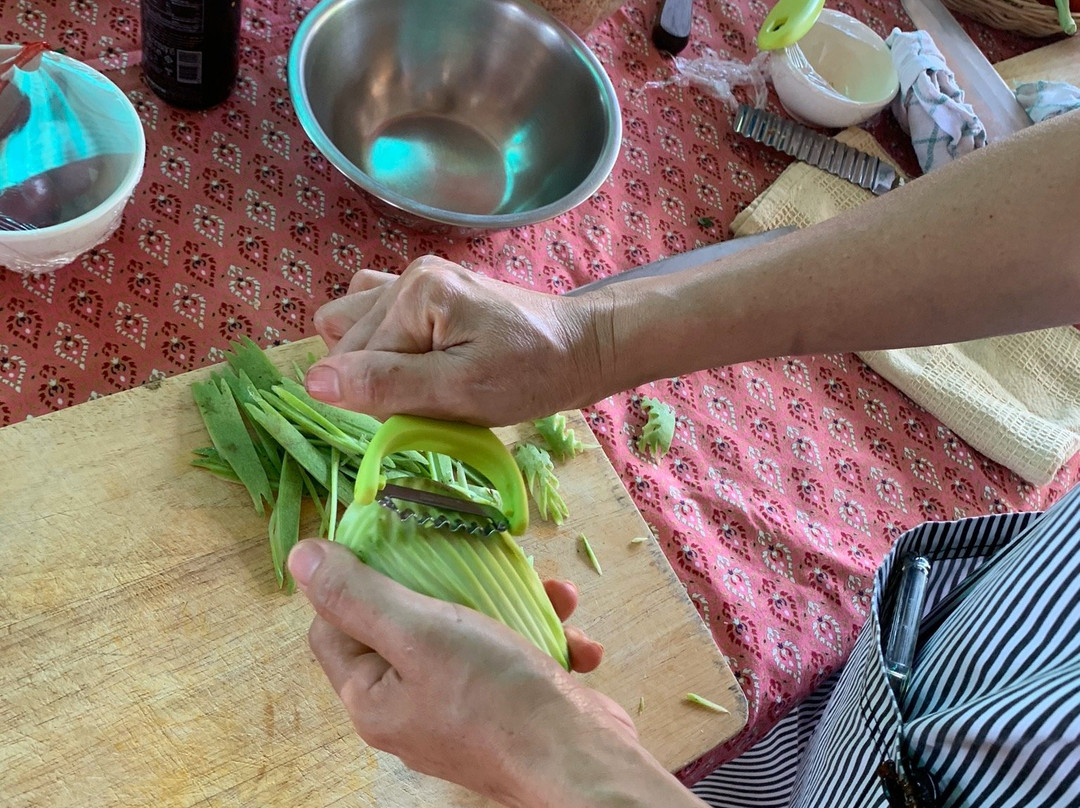 Hemingway's on the Beach Cooking School-Thong Krut必去景点
