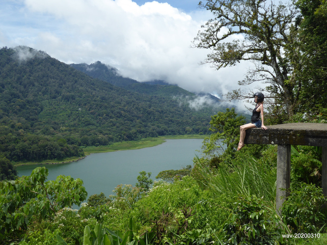Buyan Lake景点图片