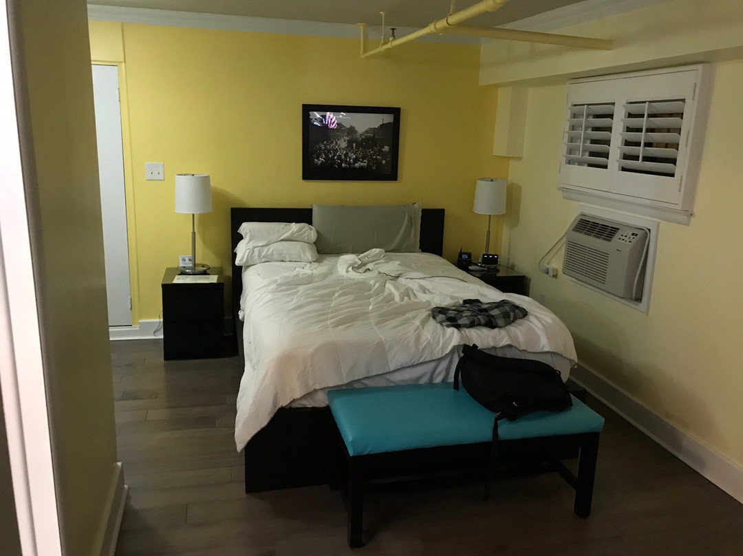 The Sherman Inn主图