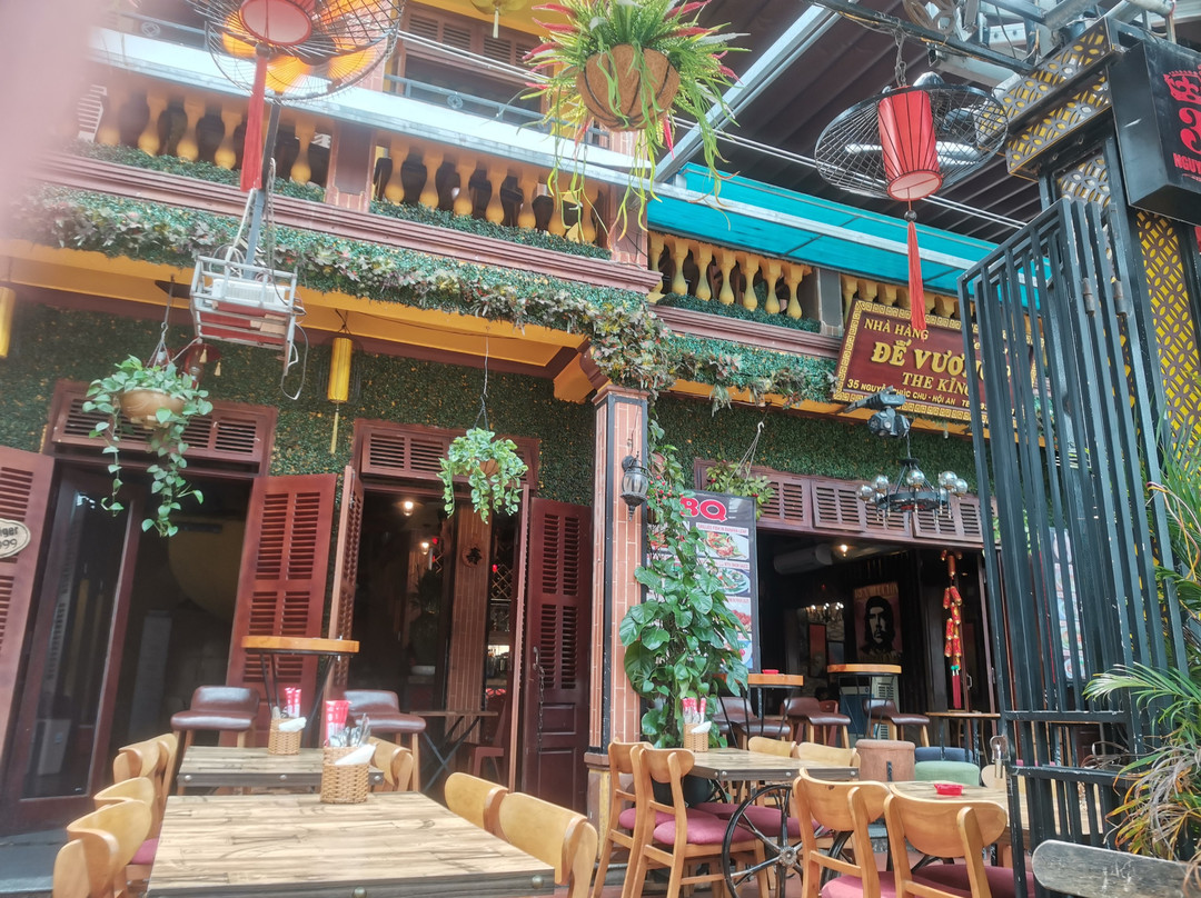 King Tiger Tiger Bar-会安必去景点