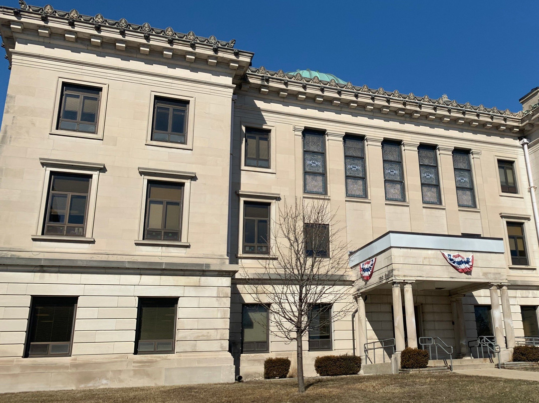 Old Lee County Courthouse & Lincoln Speech Marker景点图片