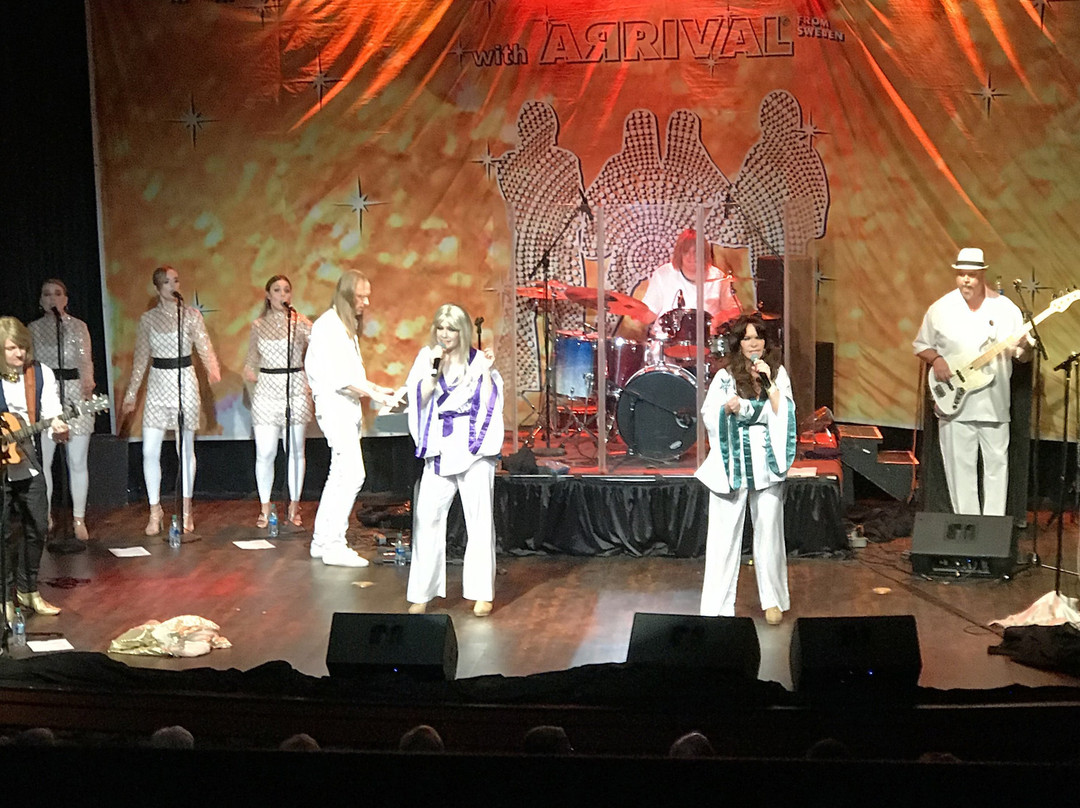 Cactus Theater-拉伯克县必去景点