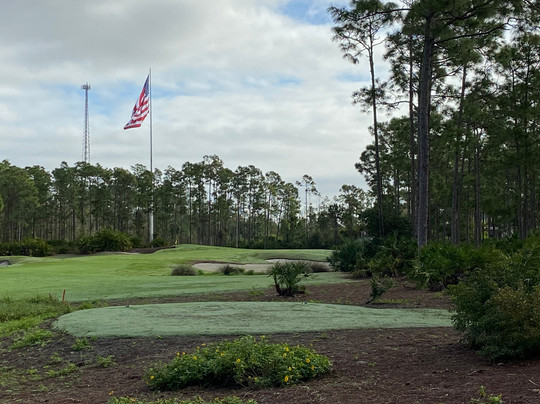 Old Corkscrew Golf Club-埃斯特罗必去景点