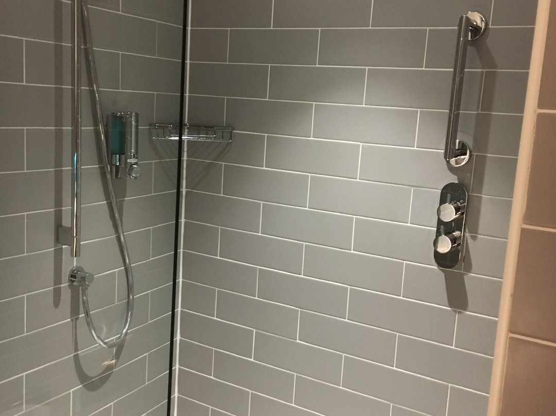 希尔顿普茨茅斯酒店主图