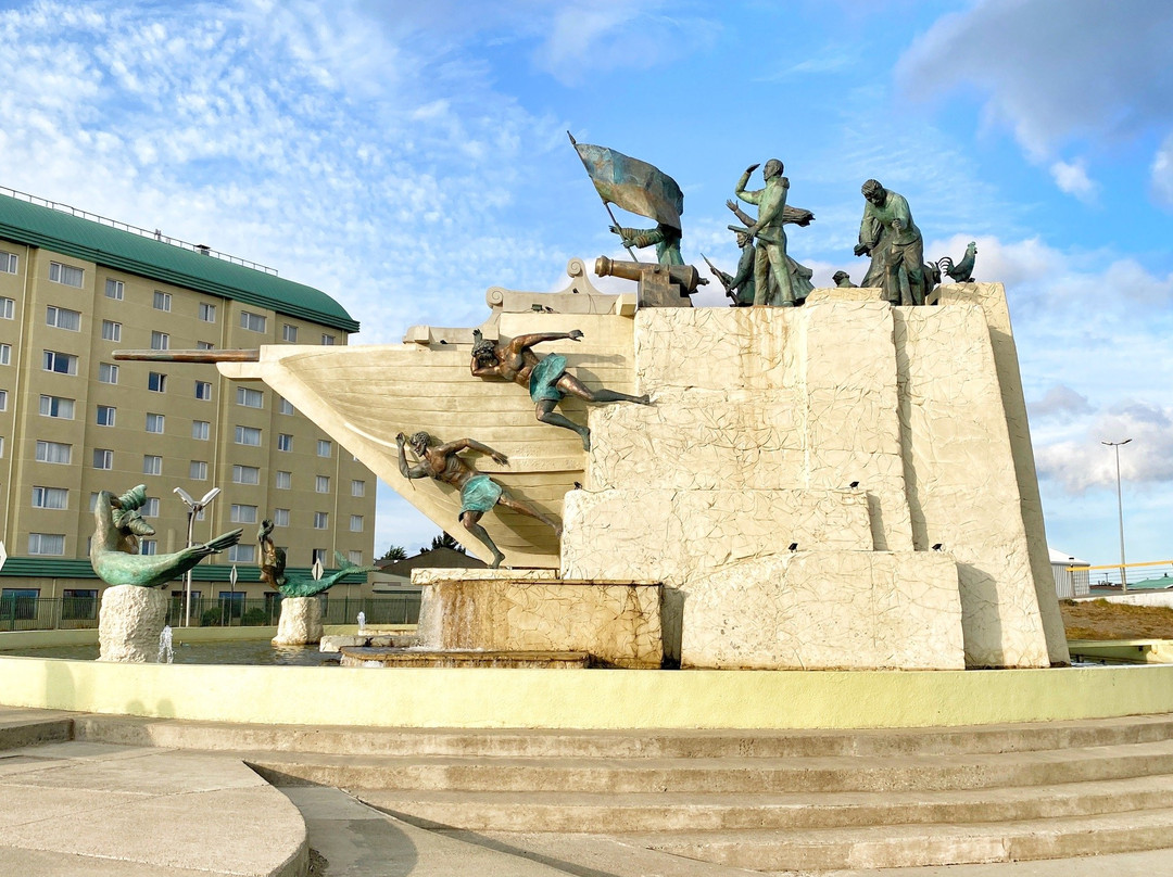 Monumento A Tripulantes Galeta Ancud-蓬塔阿雷纳斯必去景点