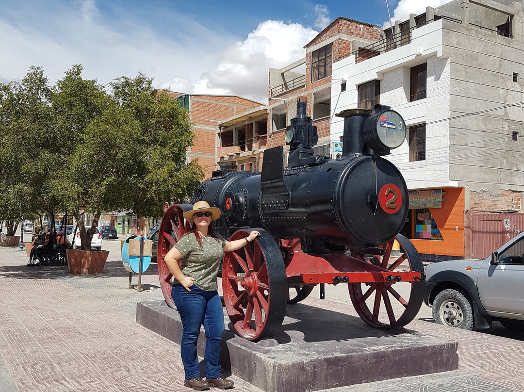 Avenida Ferroviaria-乌尤尼必去景点