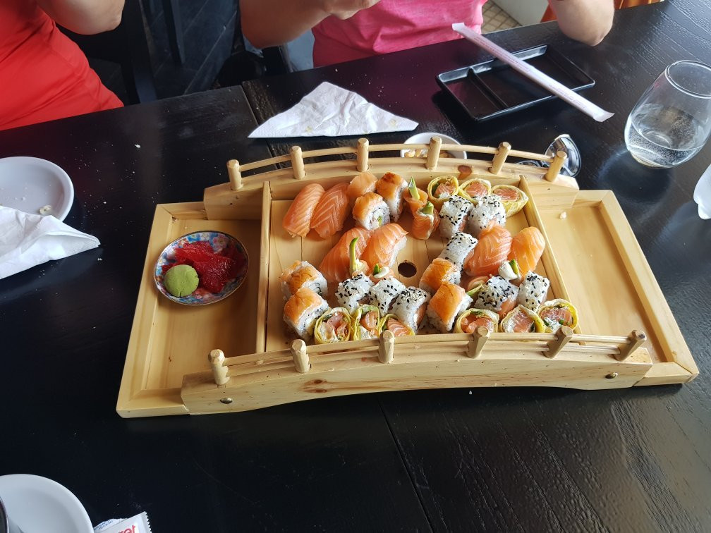 Mathu Sushi & Comida Peruana