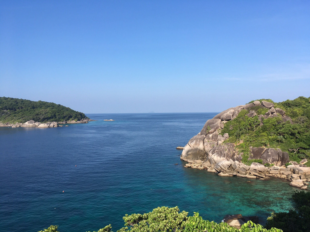 Monkey Dive Thailand-拉克山必去景点