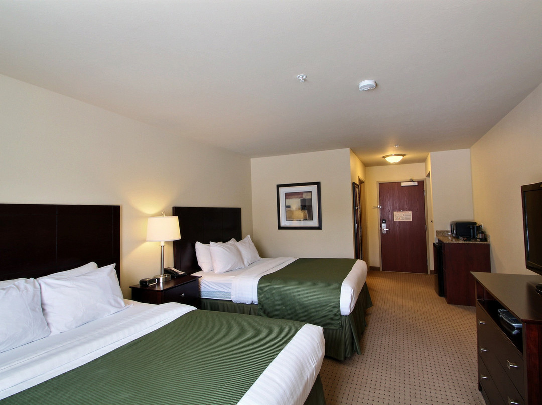 Cobblestone Inn and Suites - Brillion主图